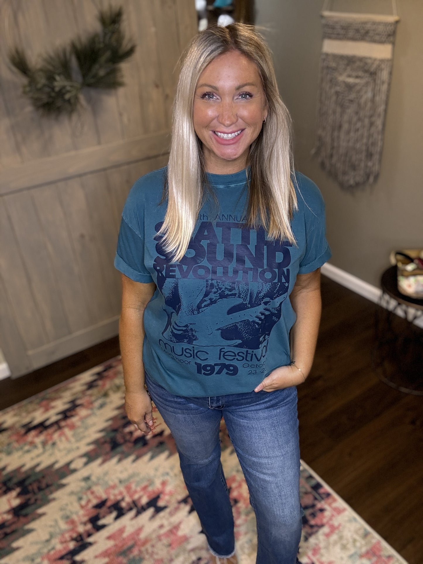 Seattle Aqua Boyfriend Tee