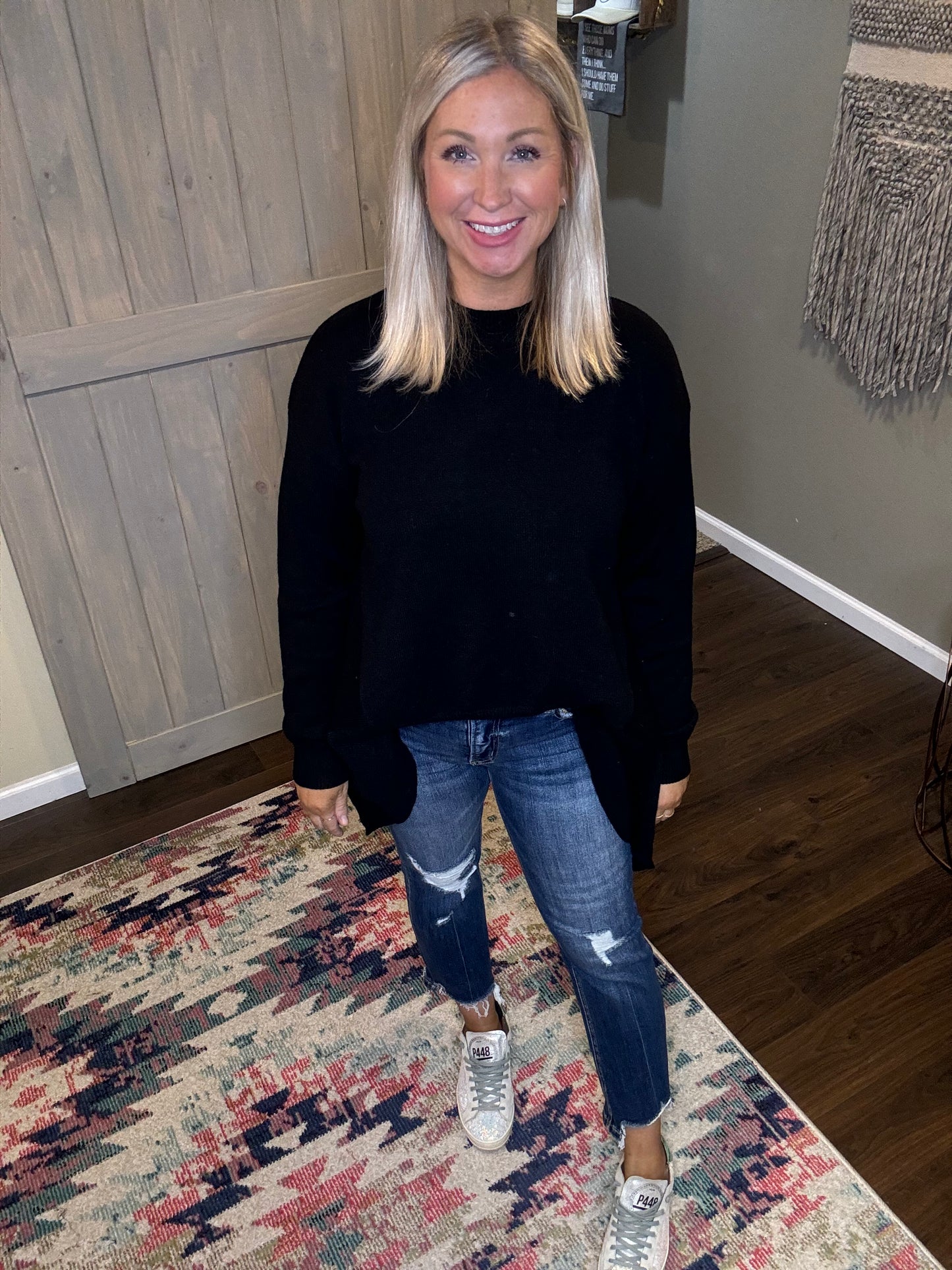 Mid-Rise Distressed Cropped Kick Flare