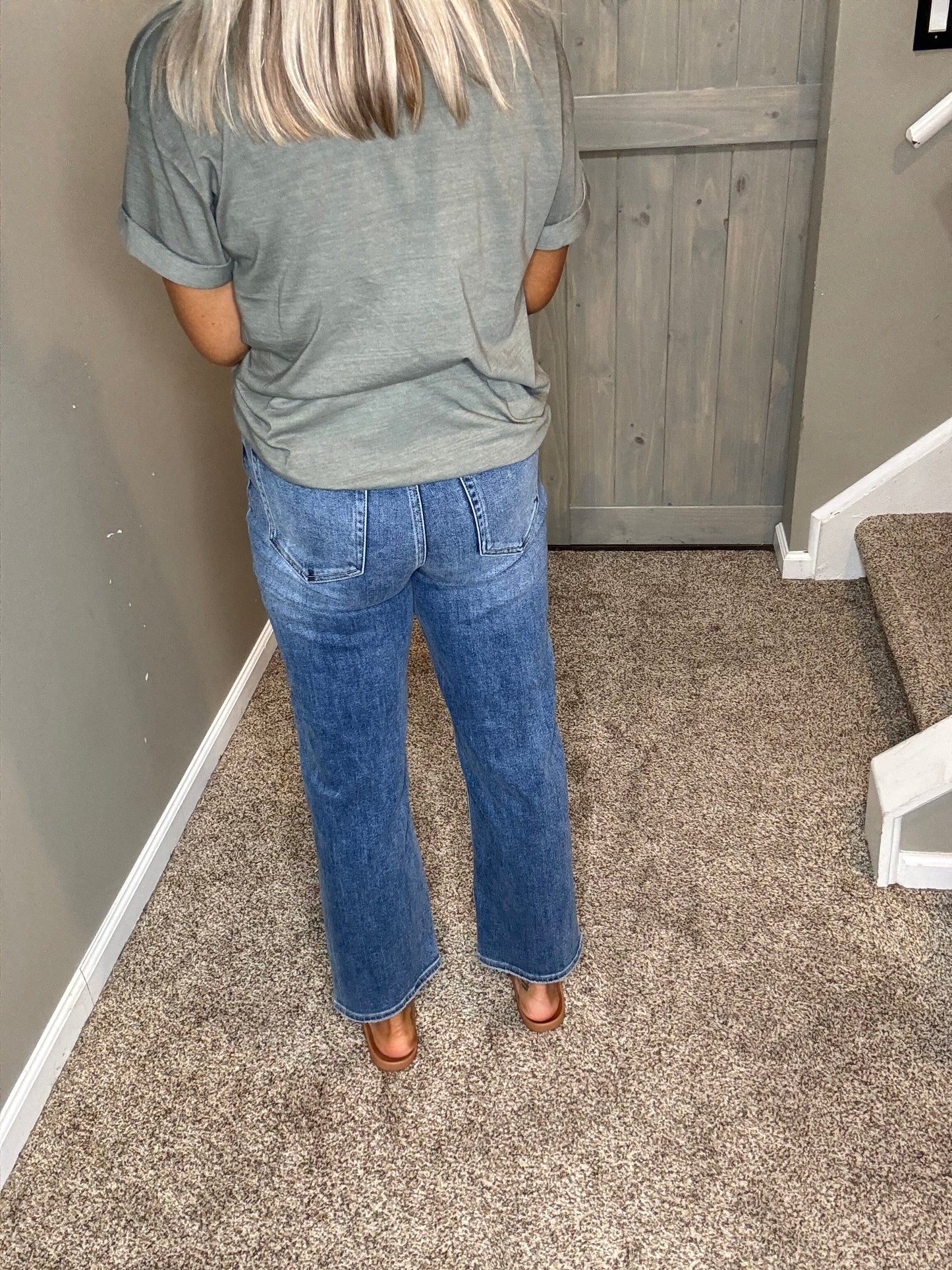 Tracey High Rise Relaxed Straight