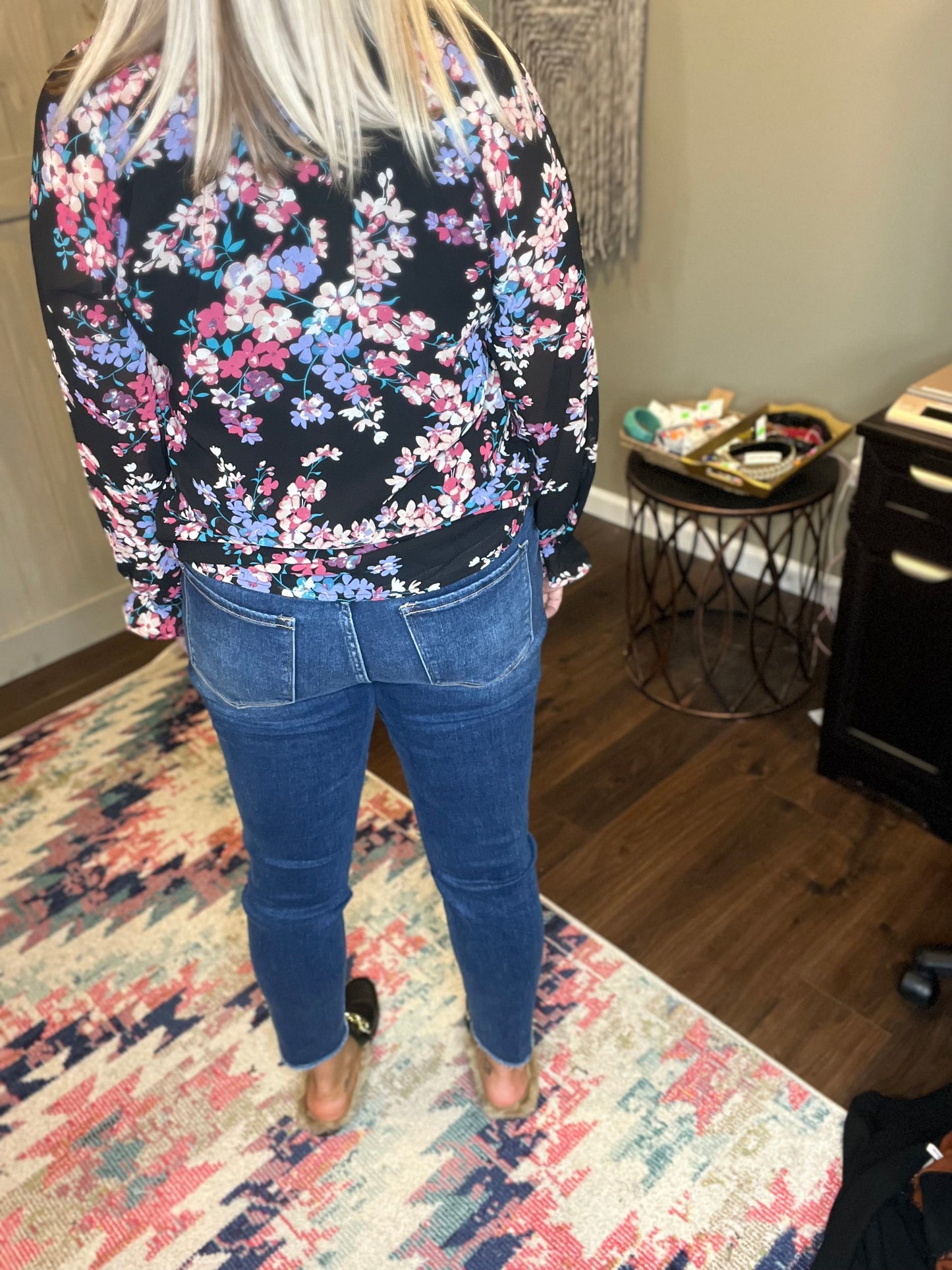 Mid Rise Raw Hem Crop Skinny