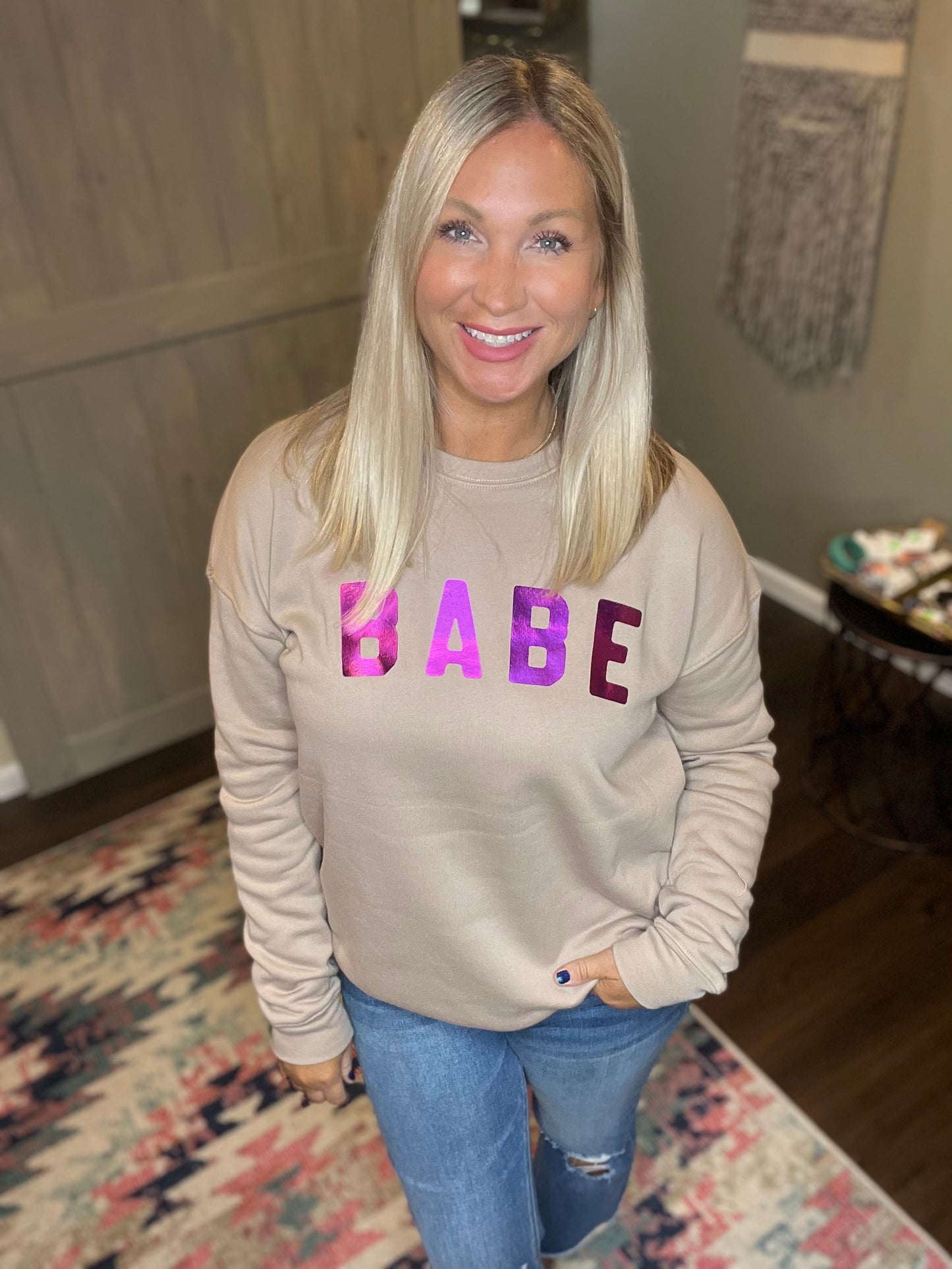 Babe Crewneck
