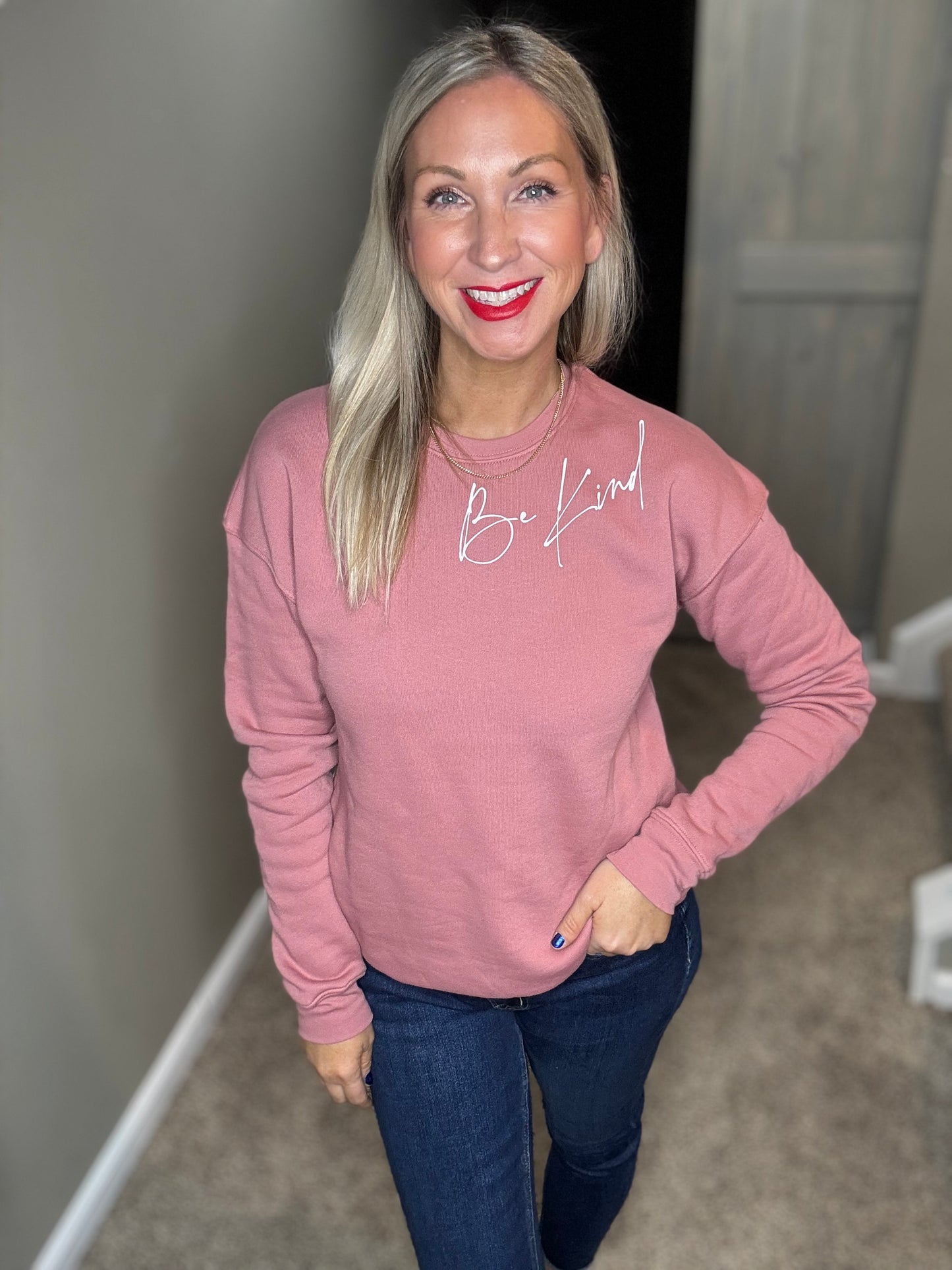 Be Kind Sweatshirt - Mauve