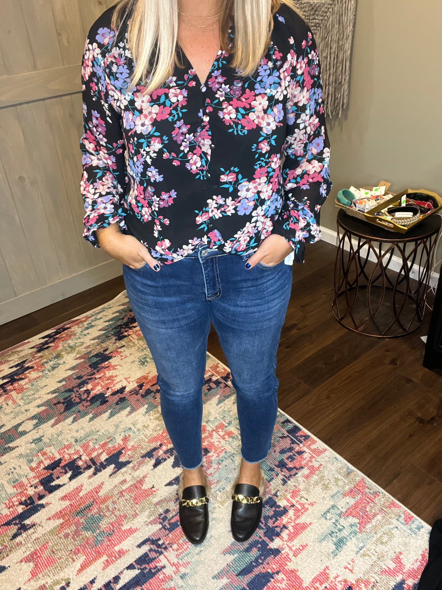 Mid Rise Raw Hem Crop Skinny