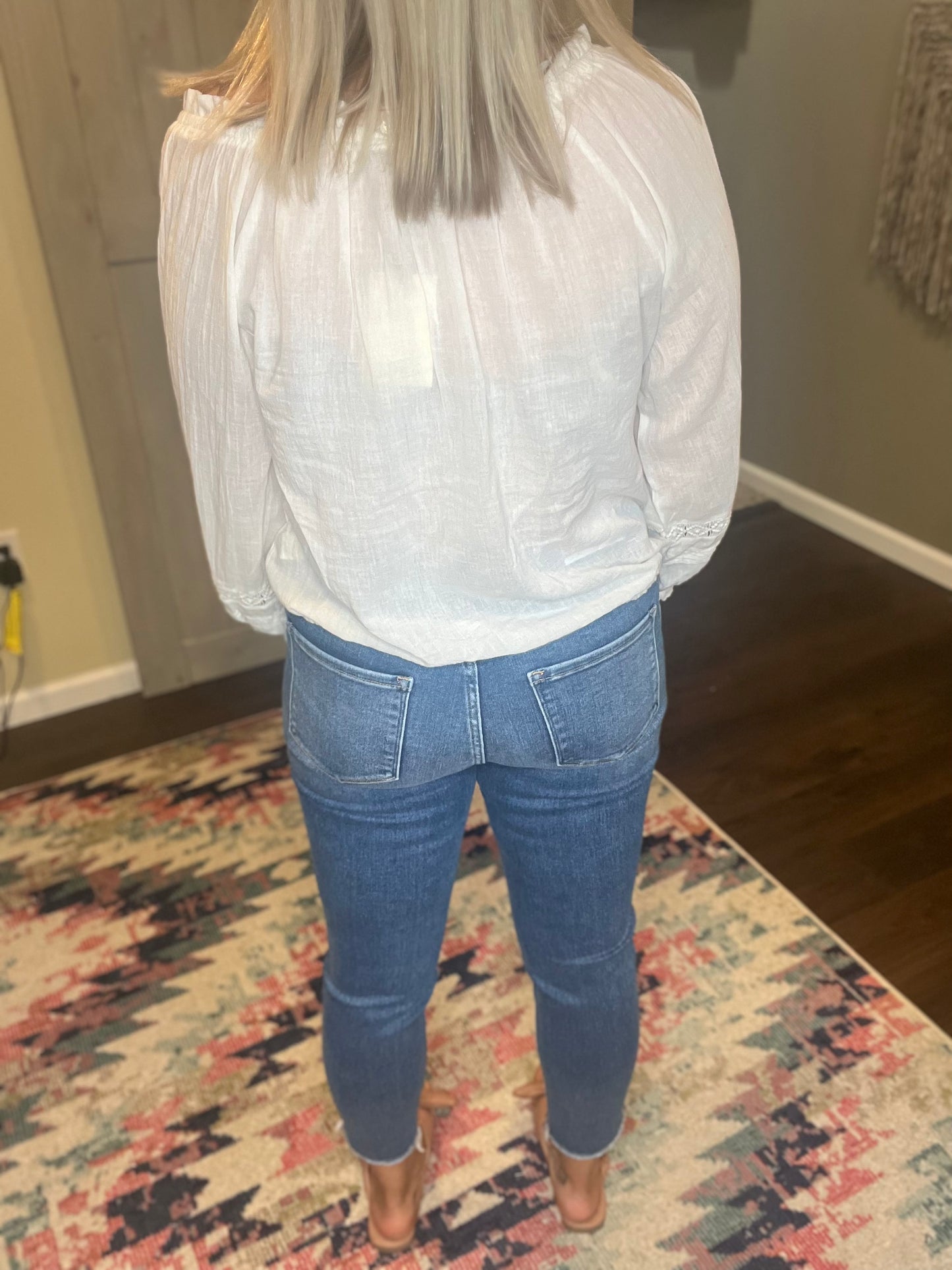 Mid Rise Raw Hem Crop Skinny