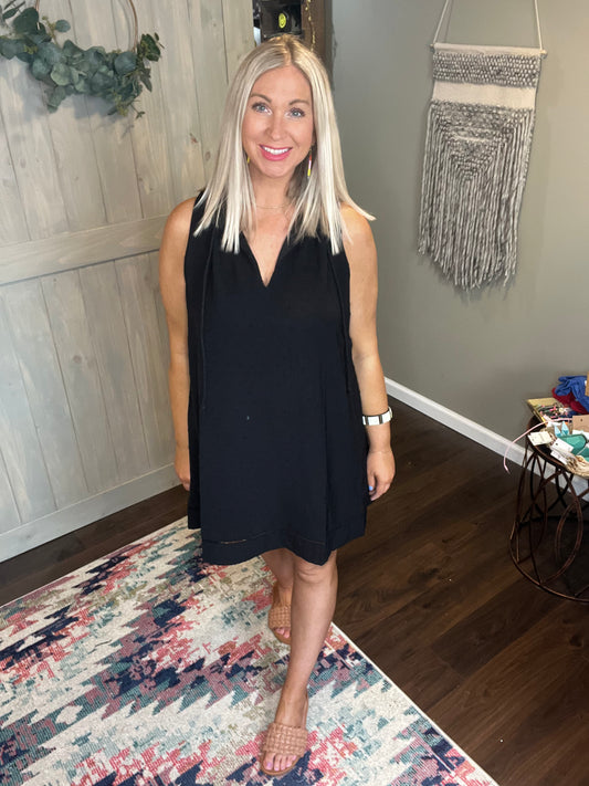 Black Sleeveless Dress